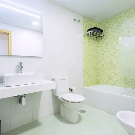 Ollerias D&V Nice Apartments Malaga Exterior photo